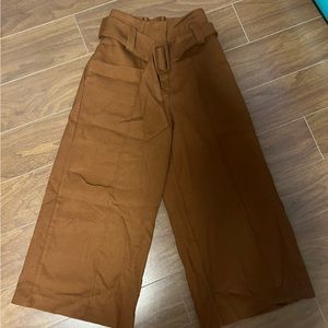 Silver Belted Wide leg pant size fit S and M